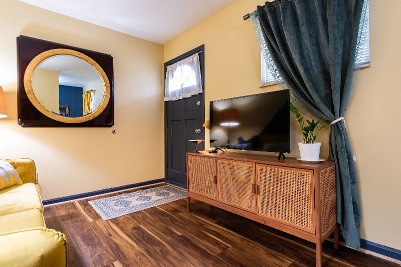 Furnished Finder property 335976_2 photo 12