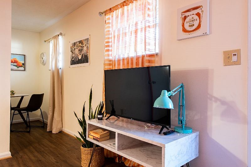Furnished Finder property 335976_5 photo 10