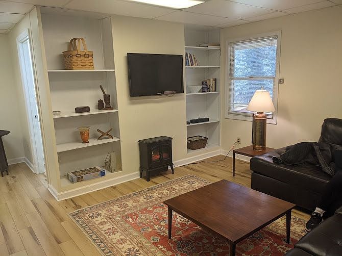 Furnished Finder property 336017_1 photo 9