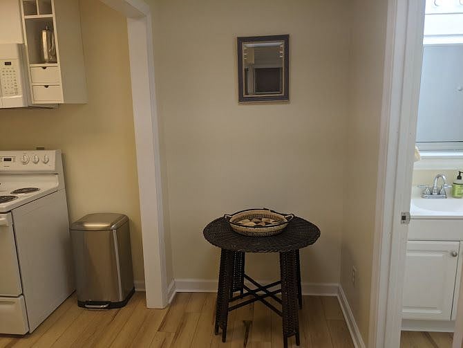Furnished Finder property 336017_1 photo 10
