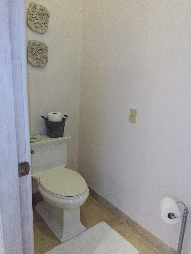 Private Toilet Room