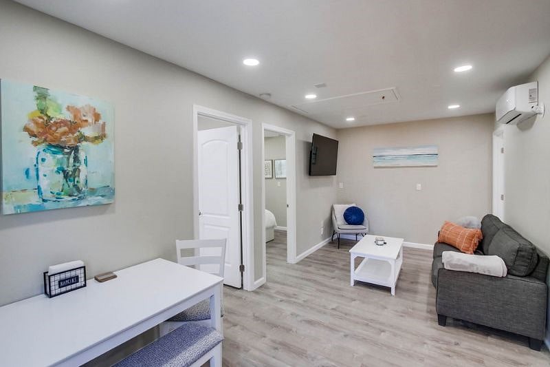 Furnished Finder property 336048_1 photo 3