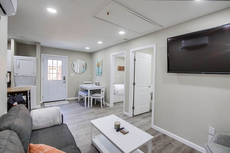 Furnished Finder property 336048_1 photo 5