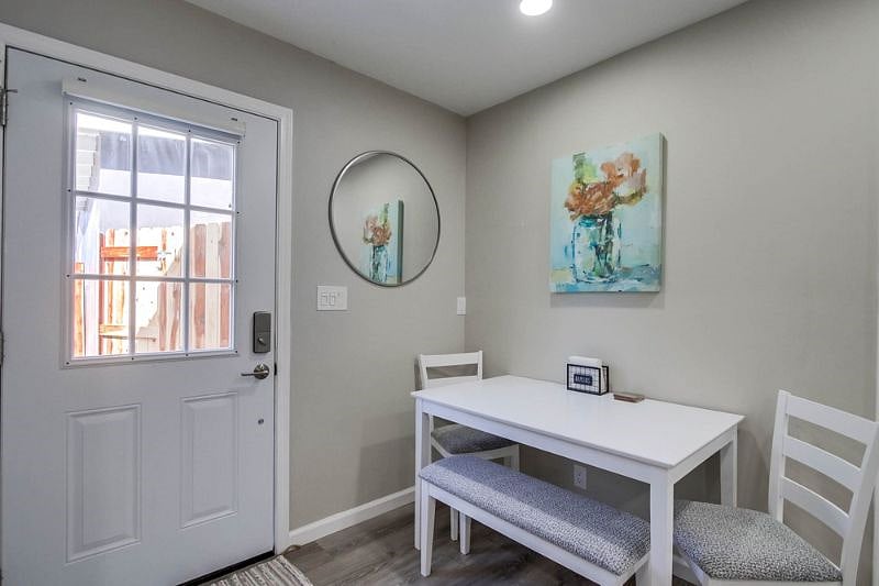 Furnished Finder property 336048_1 photo 16