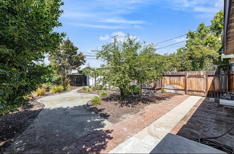 Furnished Finder property 336050_1 photo 7