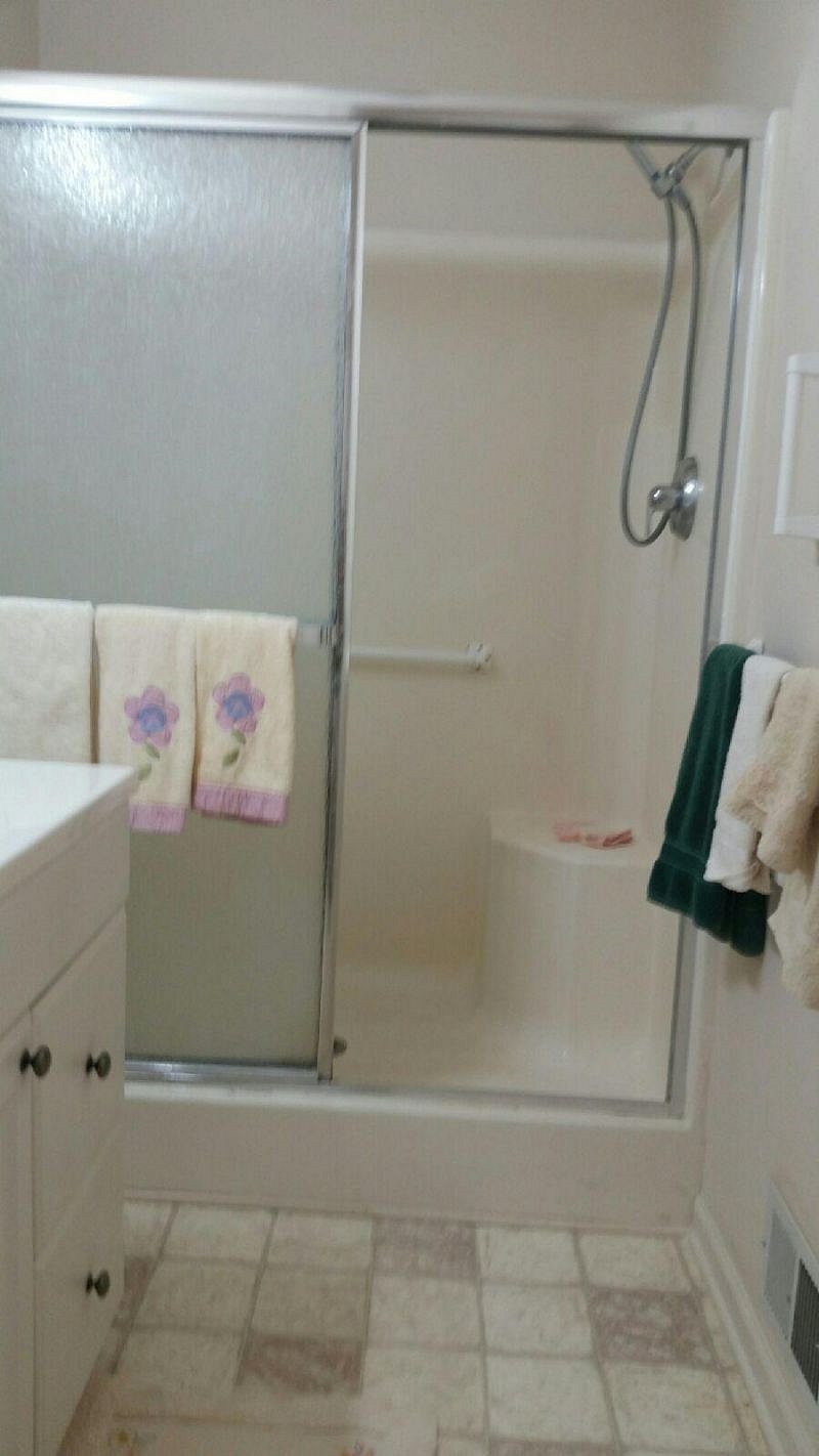 Master walk in shower