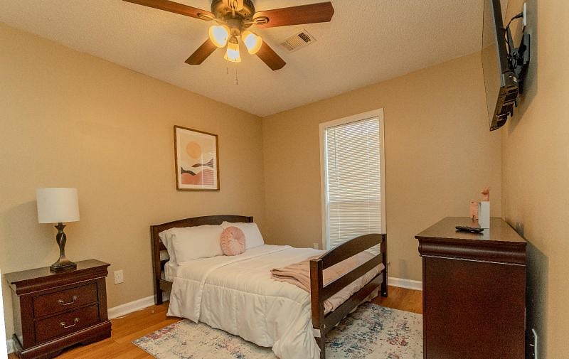 Furnished Finder property 336186_1 photo 7