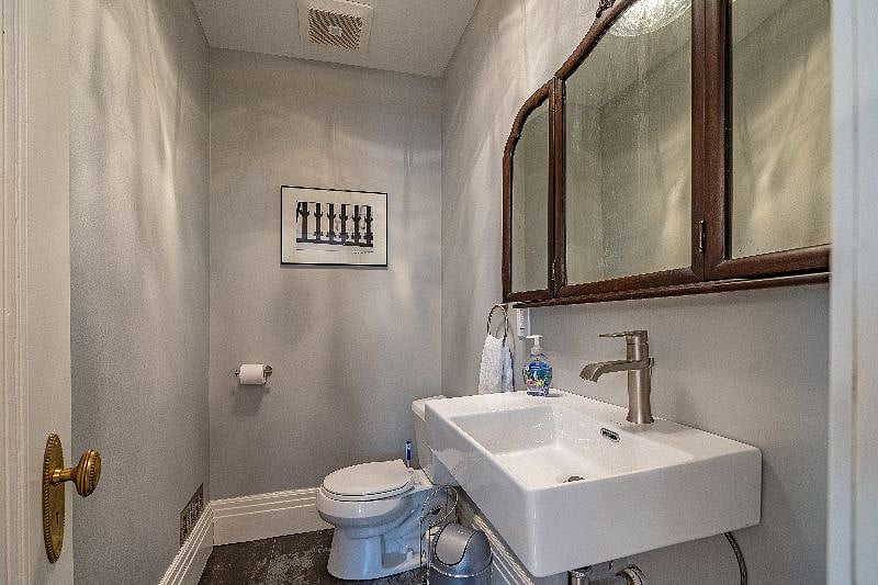 Furnished Finder property 336228_1 photo 11