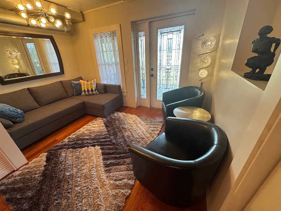Furnished Finder property 336304_1 photo 3