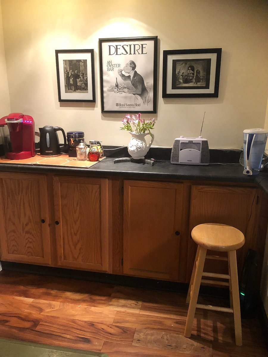 Bar/Coffee Bar