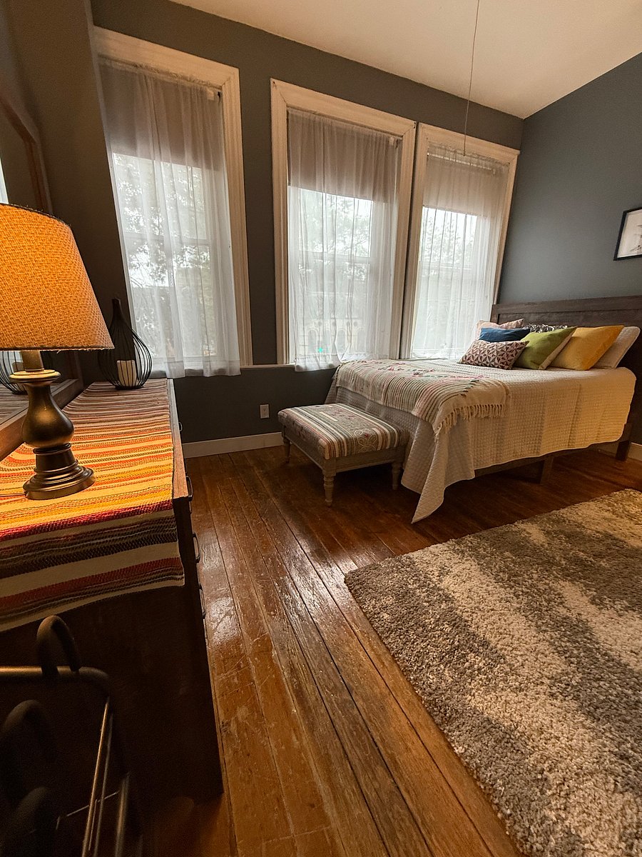 Furnished Finder property 336357_1 photo 3