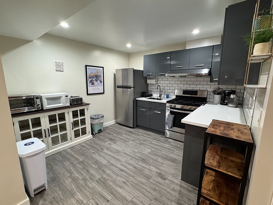 Furnished Finder property 336383_1 photo 3