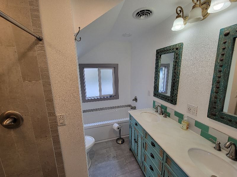 Bedroom Bathroom 1