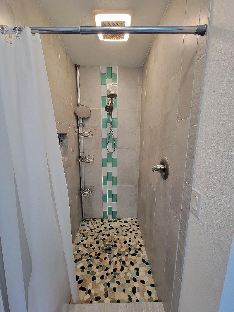Bedroom Bathroom 1