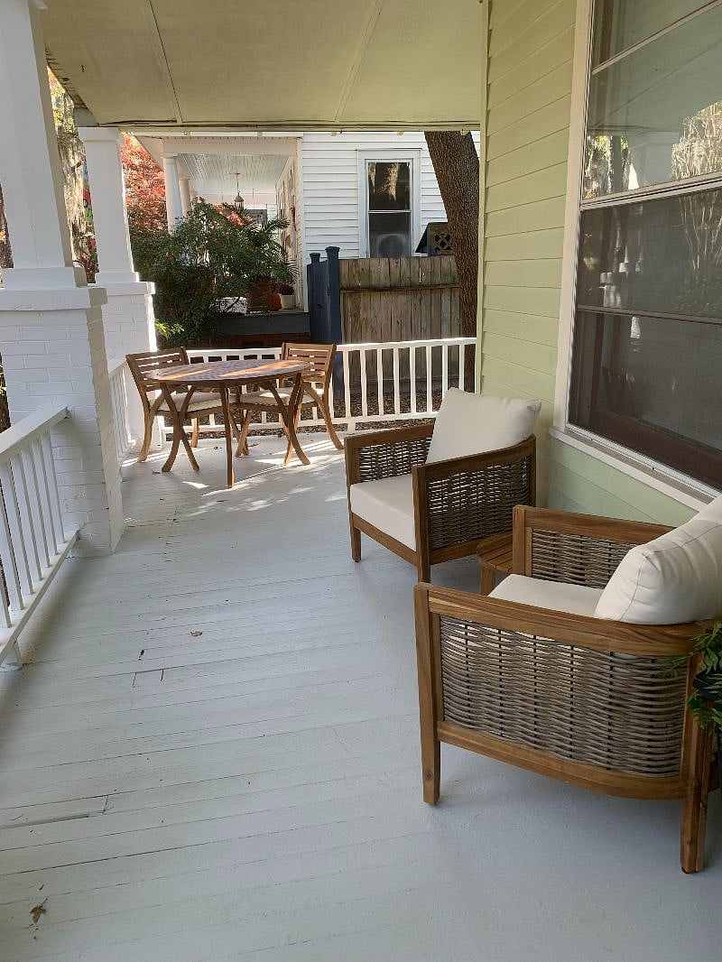 Wraparound FRONT Porch