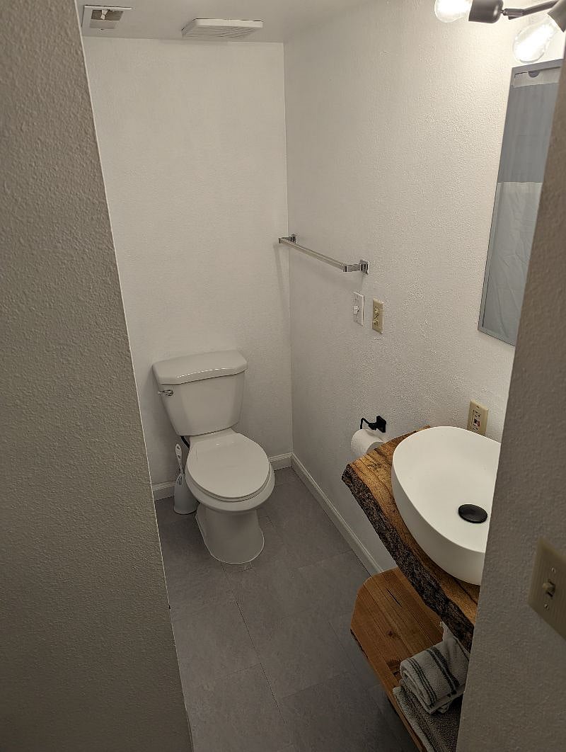 Newly renovated bathroom.