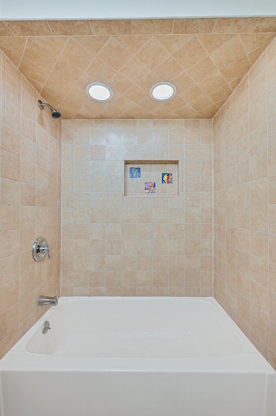 Furnished Finder property 336661_2 photo 16