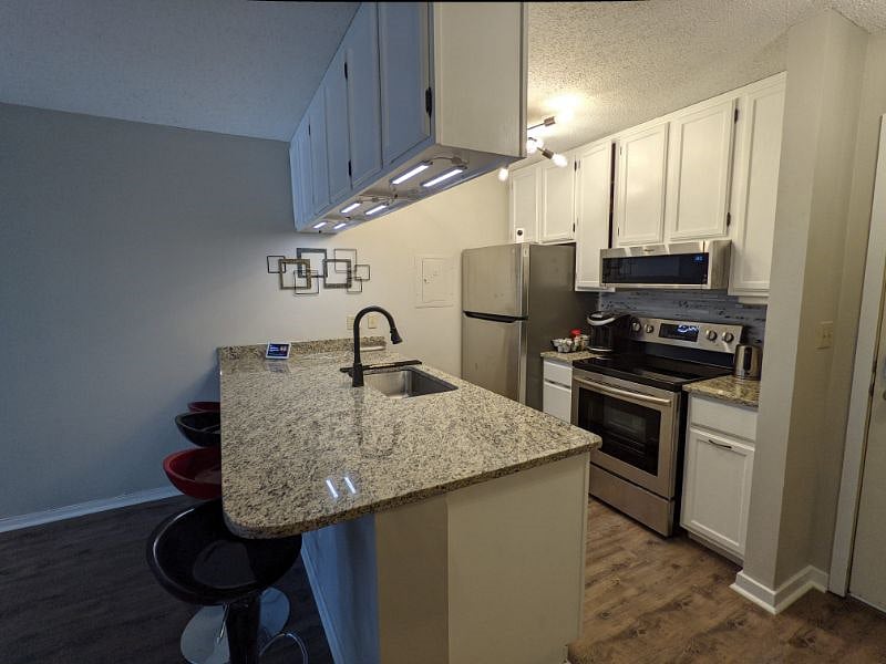 Furnished Finder property 336812_1 photo 3