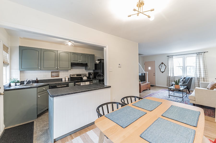 Furnished Finder property 336854_1 photo 6