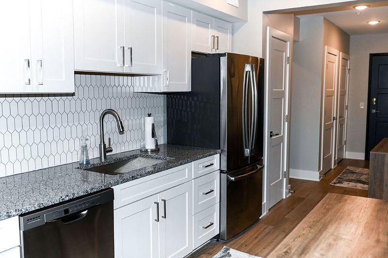 Furnished Finder property 336882_6 photo 16