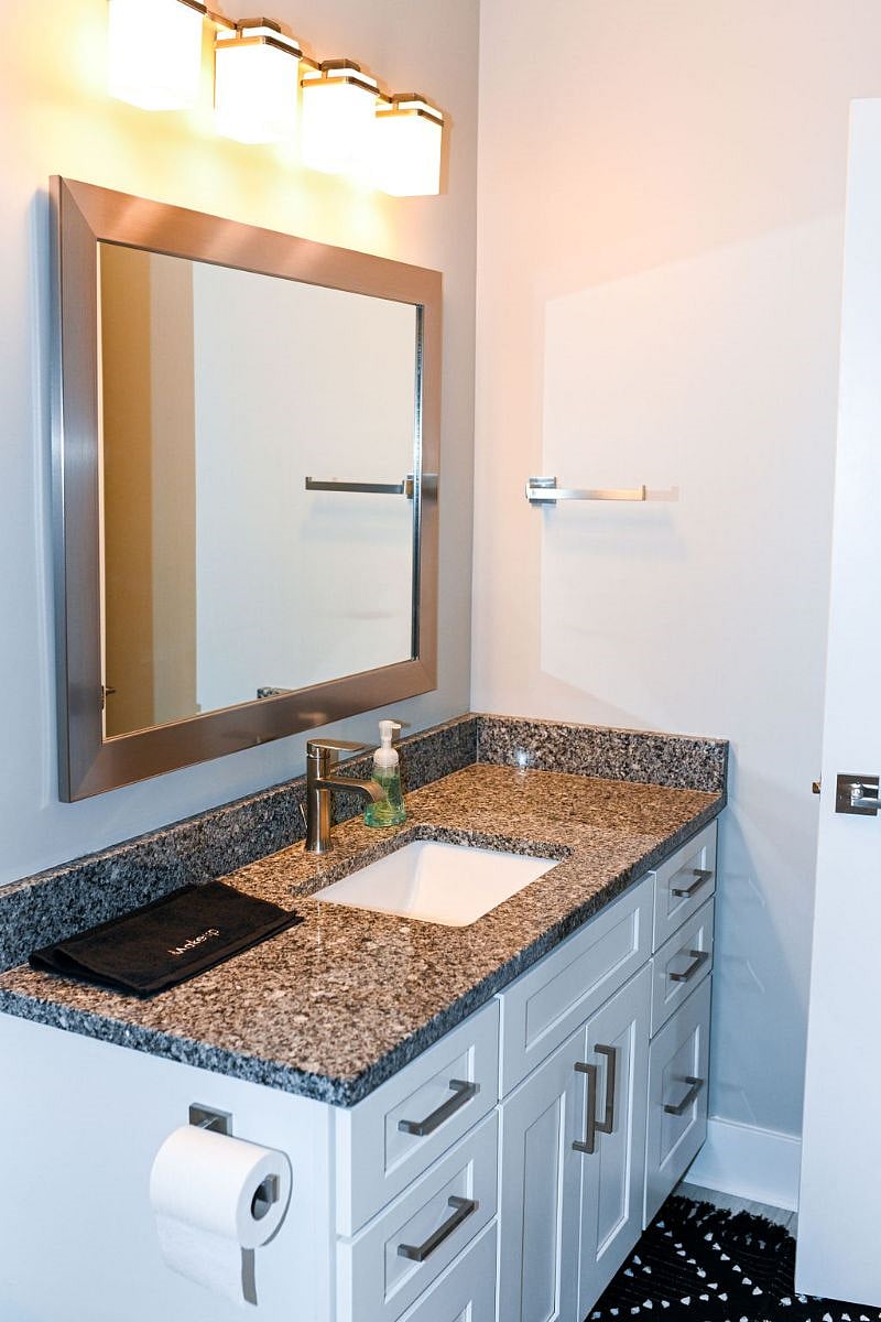 Furnished Finder property 336882_8 photo 9