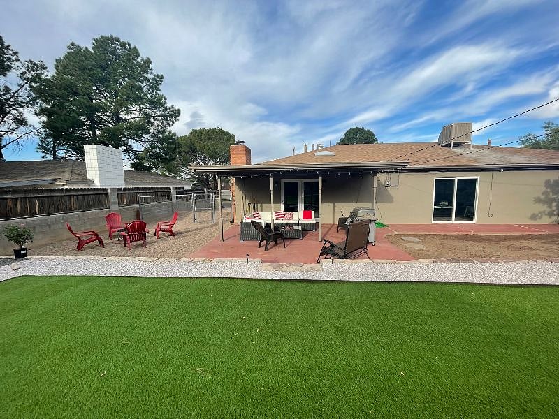 Furnished Finder property 336889_1 photo 17