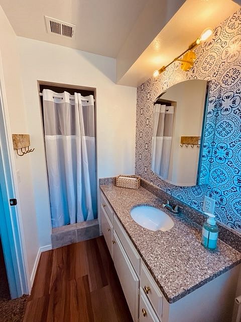 Furnished Finder property 336889_1 photo 11