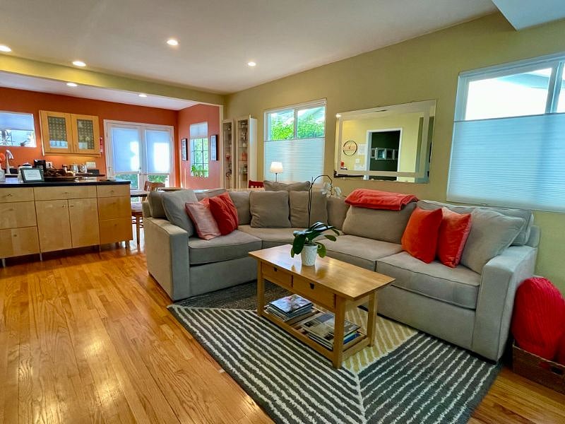 Furnished Finder property 337012_1 photo 3