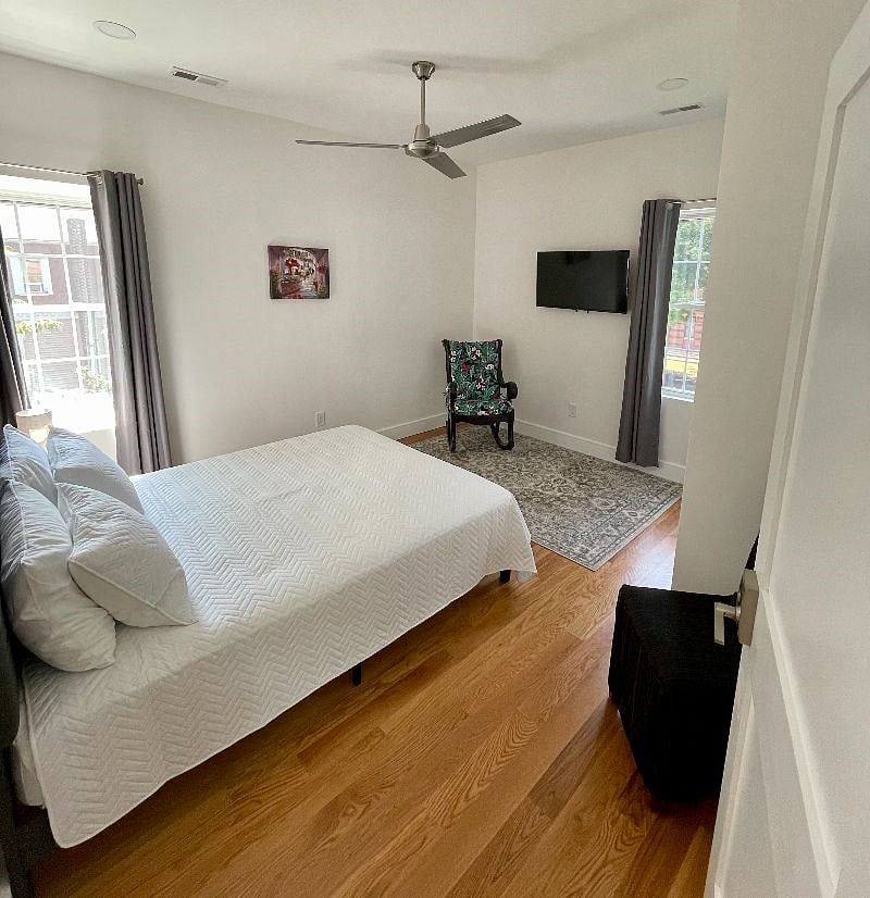 Furnished Finder property 337384_1 photo 3