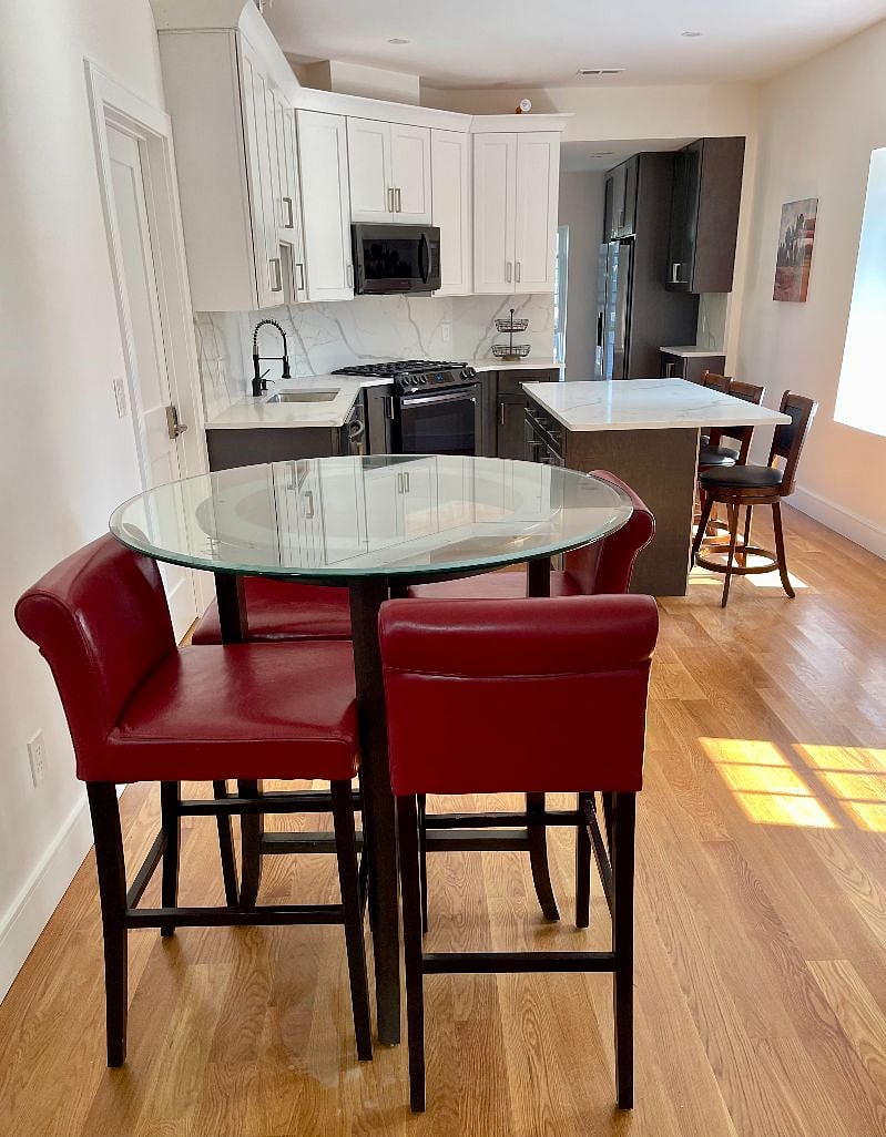 Furnished Finder property 337384_1 photo 9
