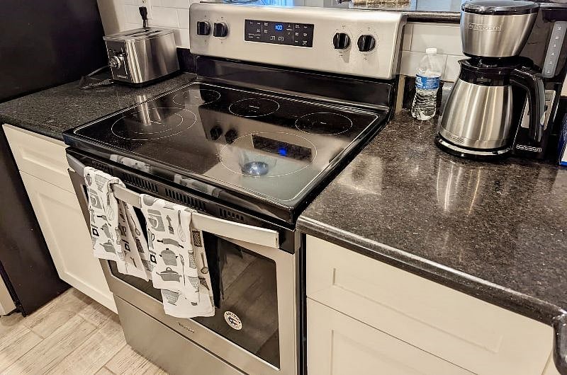 Furnished Finder property 337635_1 photo 11