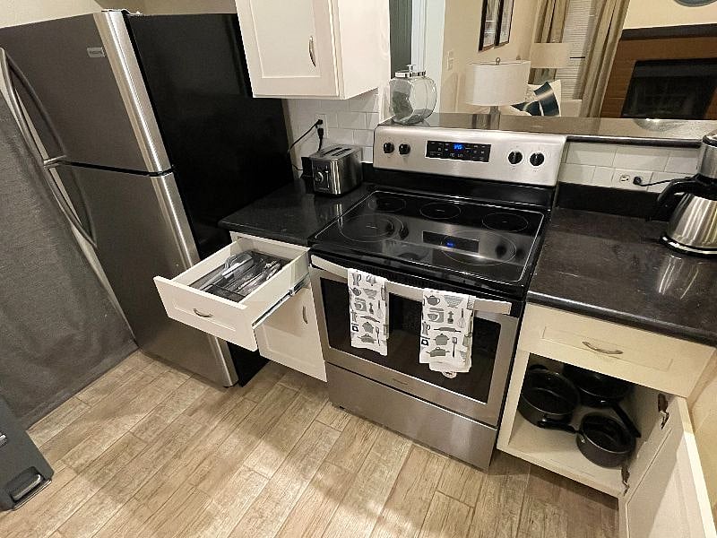 Furnished Finder property 337635_1 photo 13