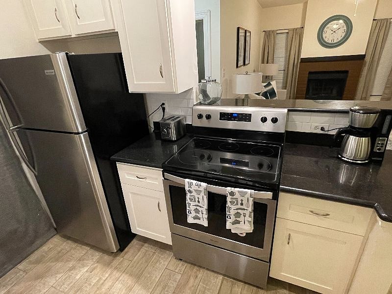 Furnished Finder property 337635_1 photo 12