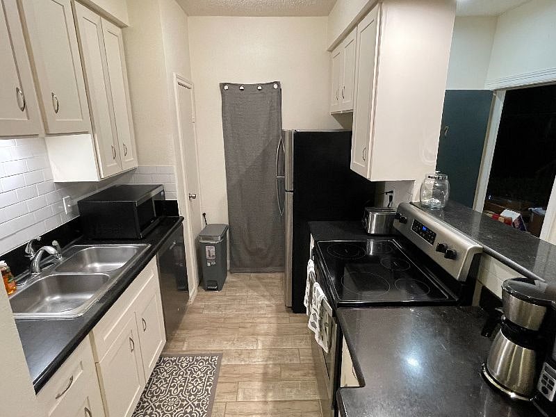 Furnished Finder property 337635_1 photo 18