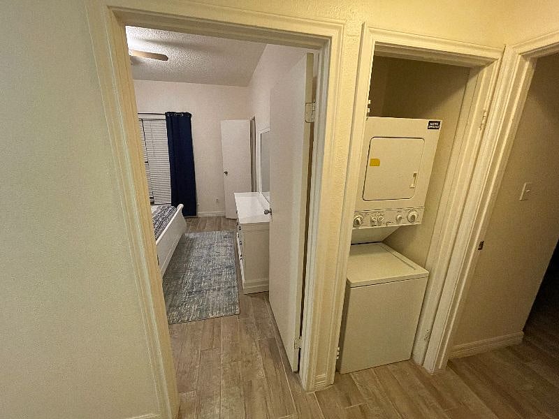 Furnished Finder property 337635_1 photo 26