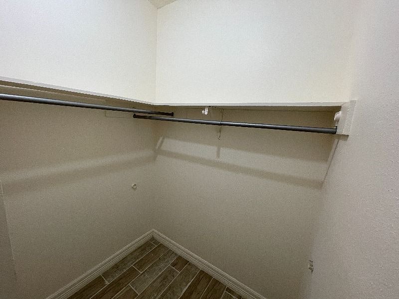 Furnished Finder property 337635_1 photo 30