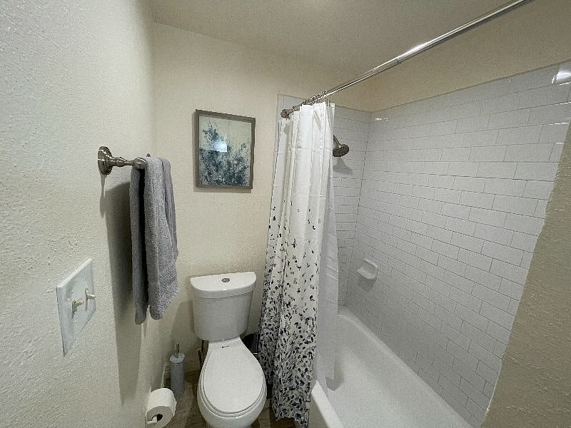 Furnished Finder property 337635_1 photo 34