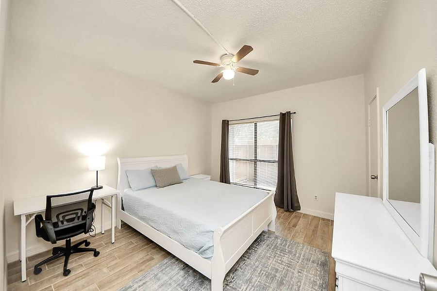 Furnished Finder property 337635_1 photo 16