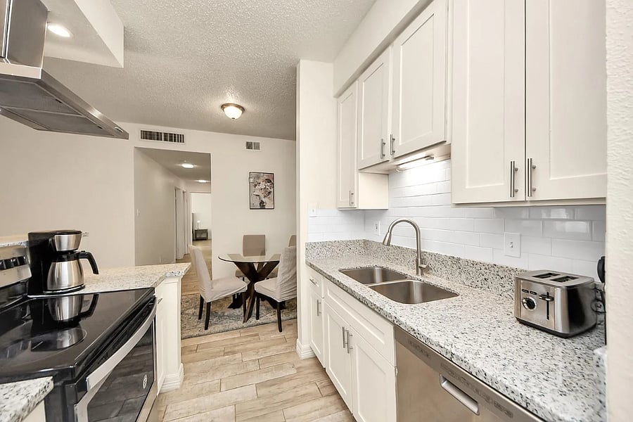 Furnished Finder property 337635_1 photo 20