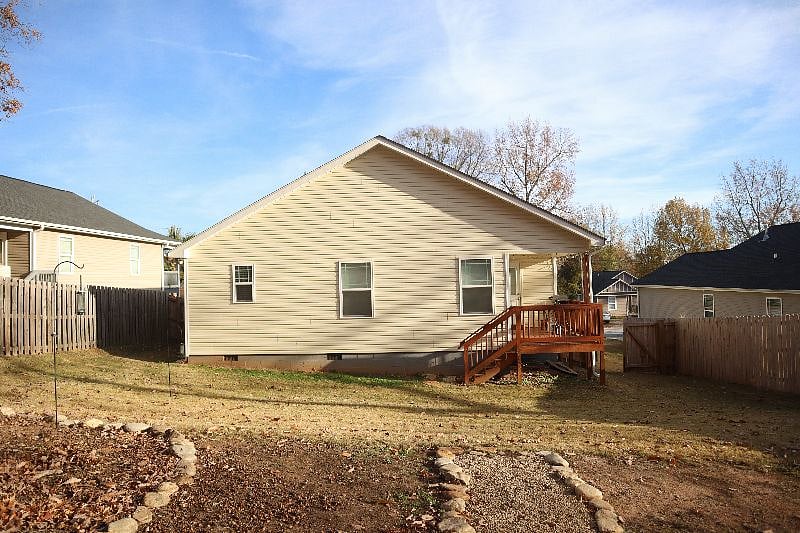 Furnished Finder property 337741_1 photo 2