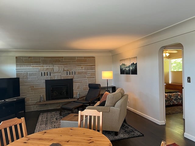 Furnished Finder property 337760_1 photo 6