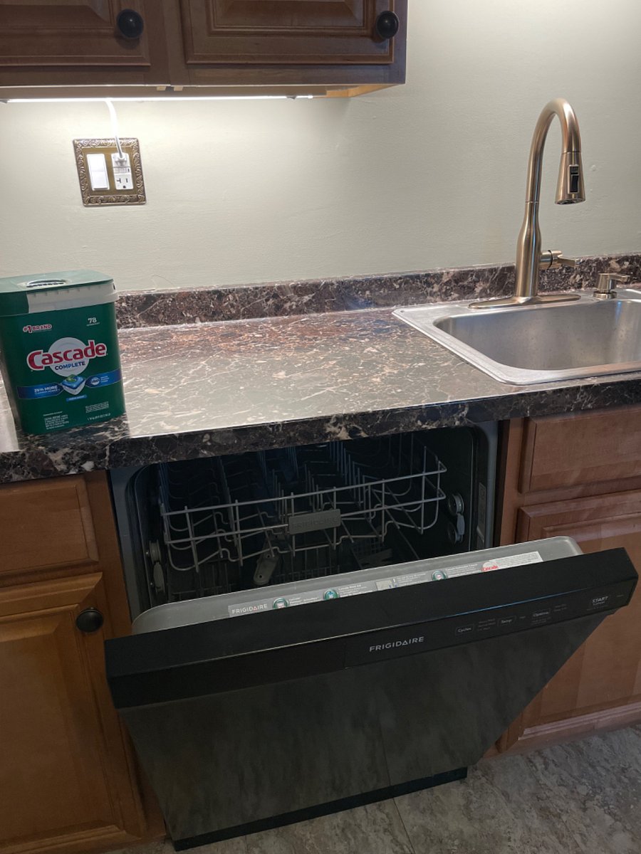 Furnished Finder property 337844_2 photo 6