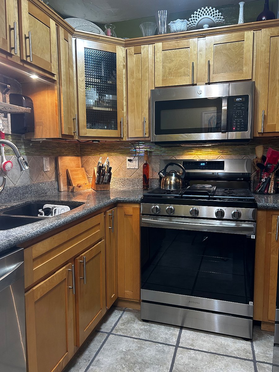 Furnished Finder property 337958_1 photo 9