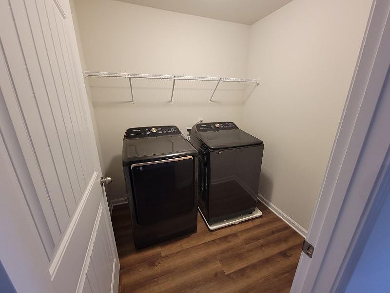 Furnished Finder property 338020_1 photo 8