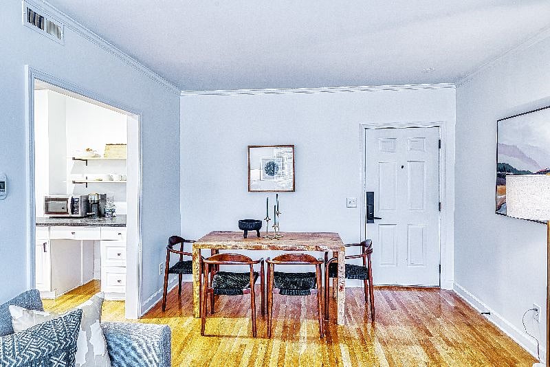 Furnished Finder property 338083_5 photo 3