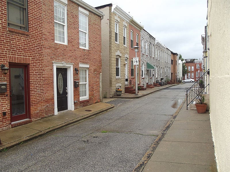 3319 Mueller is third house on the Left