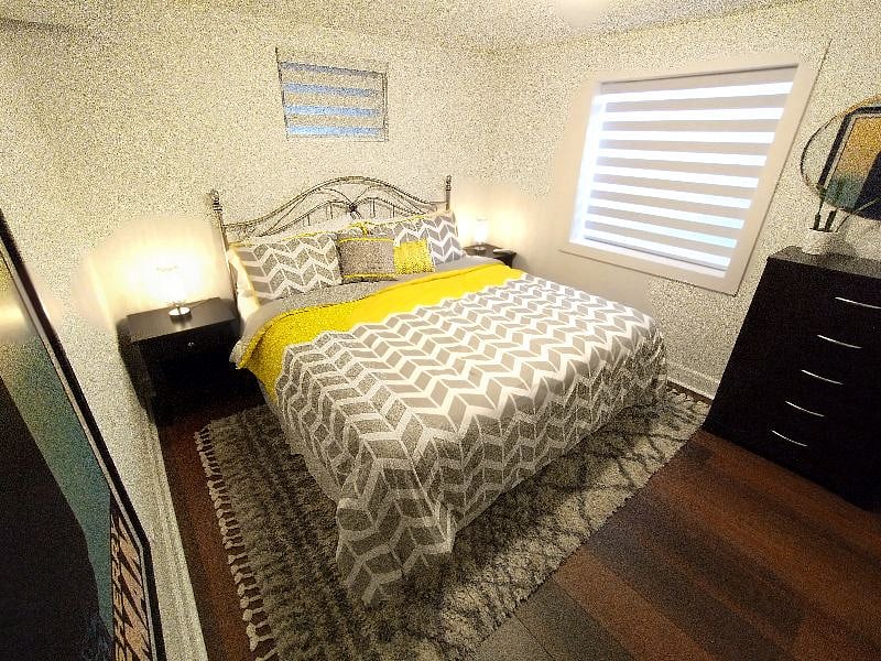 Bedroom 1 (Sandeman Room)