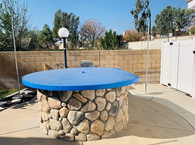BUILT-IN BBQ