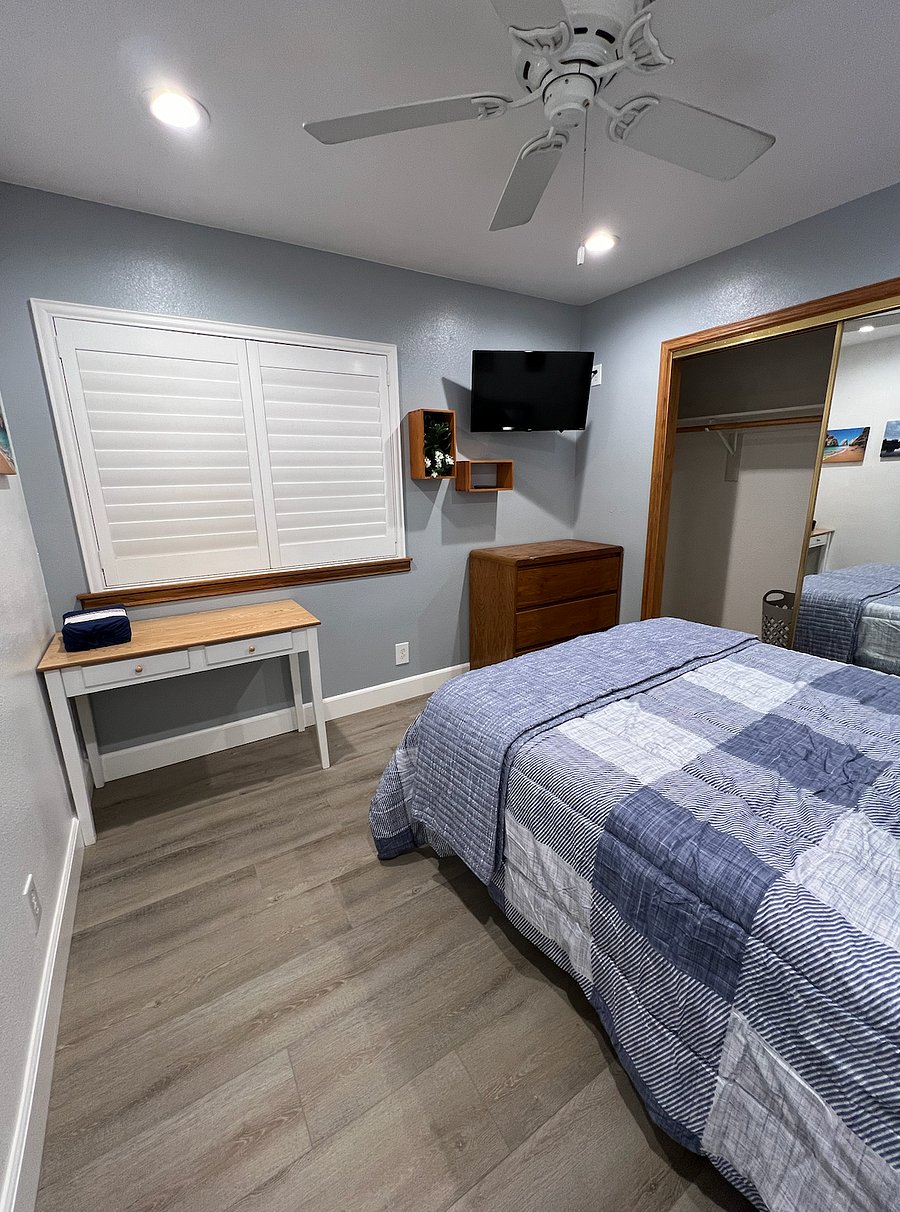 ROOM B