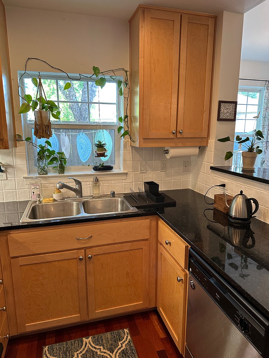 Furnished Finder property 338237_2 photo 8